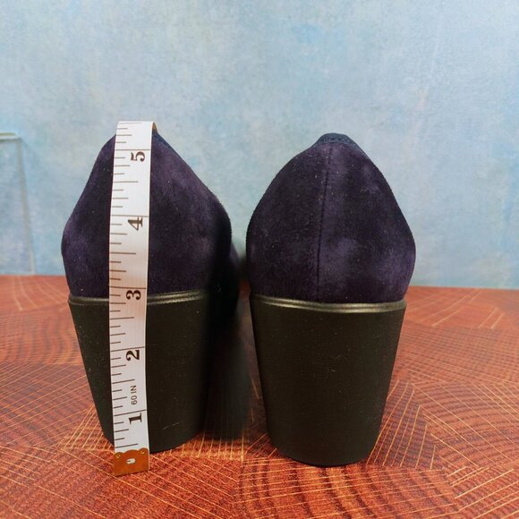 Elegant Purple Wedges - Picture 3 of 10